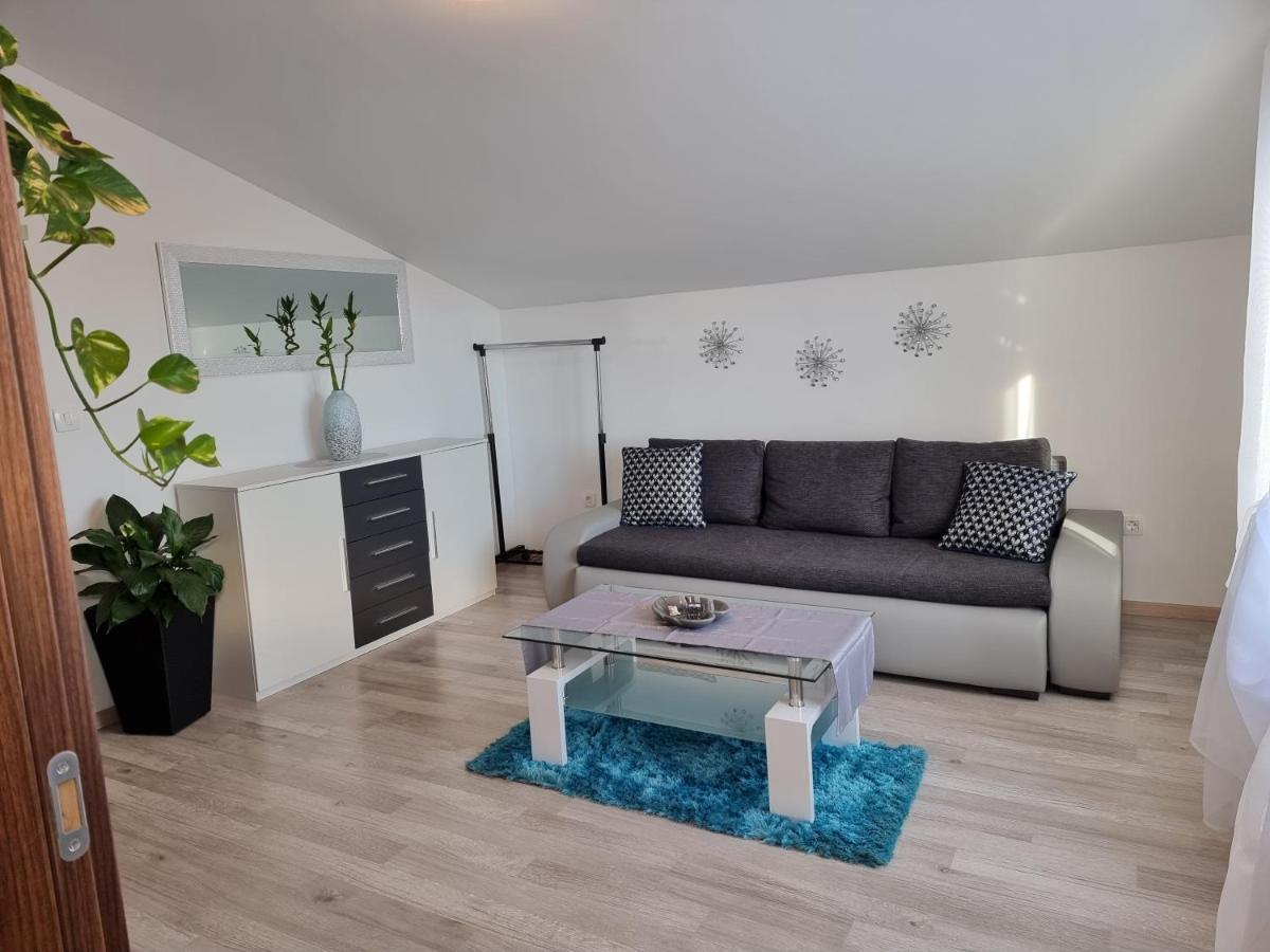Apartment Pharos Zambratija  Buitenkant foto
