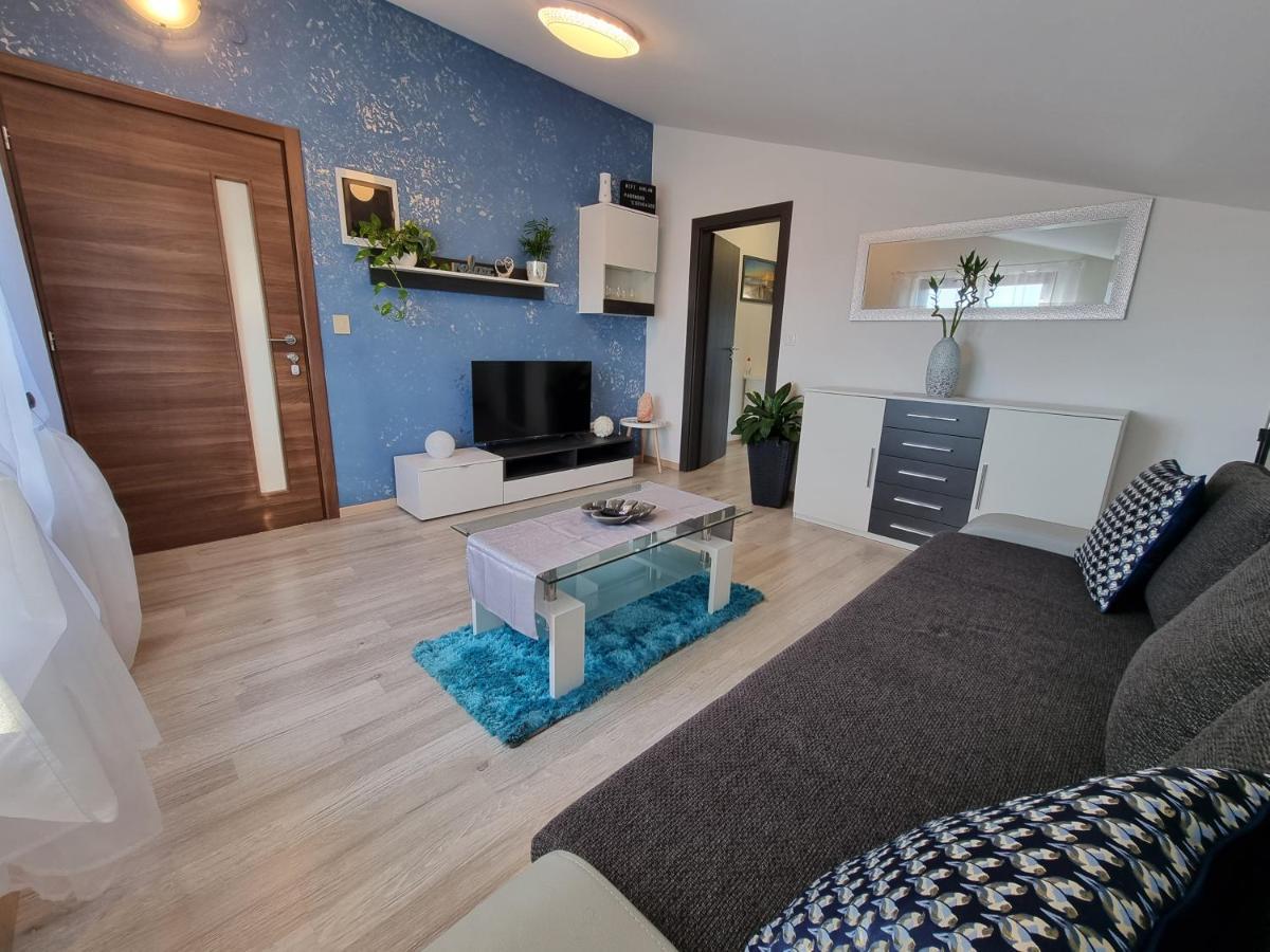 Apartment Pharos Zambratija  Buitenkant foto
